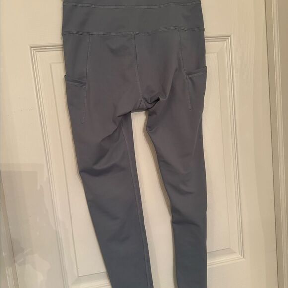 Gray Leggings athletic pants extra small - Picture 4 of 5